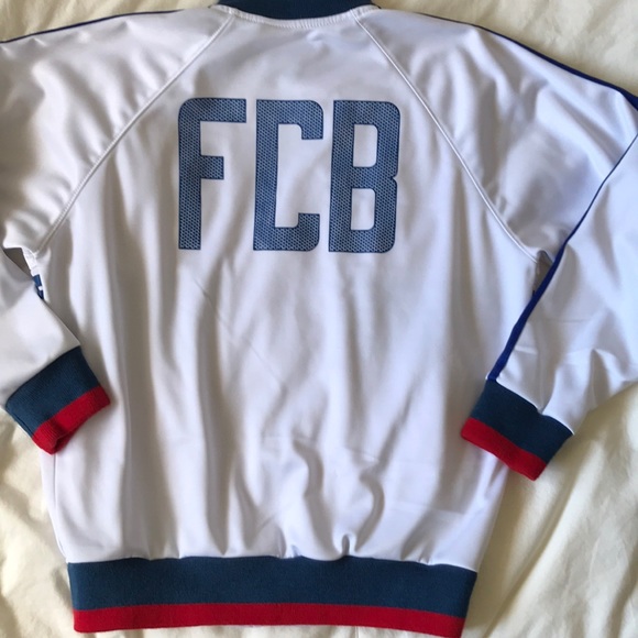 COPY - Nike white FCB logo track jacket fits women’s medium striped knit trim E… - Picture 4 of 10